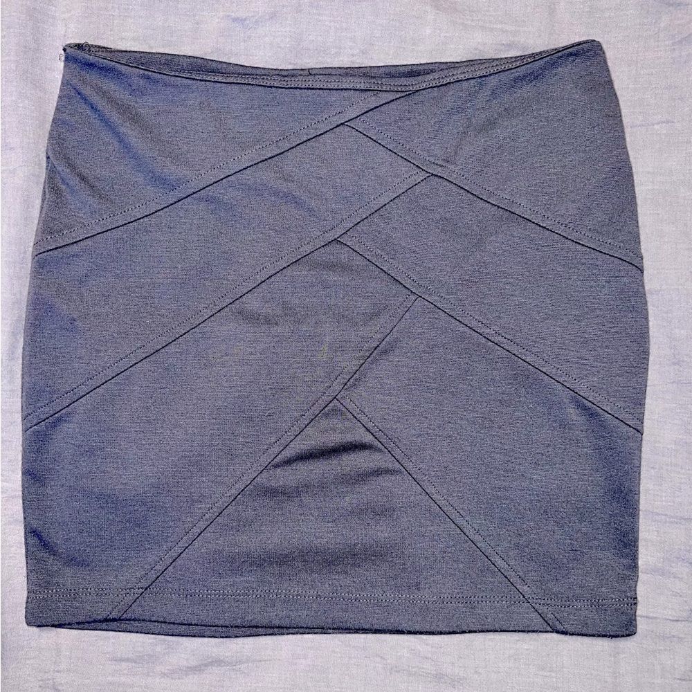 Size Small Basic House Gray Pull On Style Mini Sk… - image 1